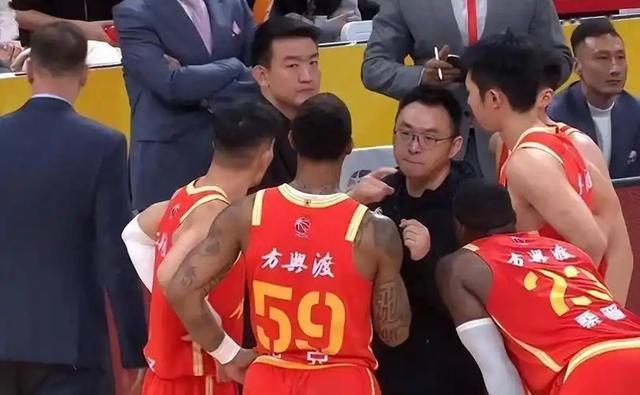 亚博体育登录入口-北京深圳稳如老狗,上海山东拉满强度,八进四剧本提前写?